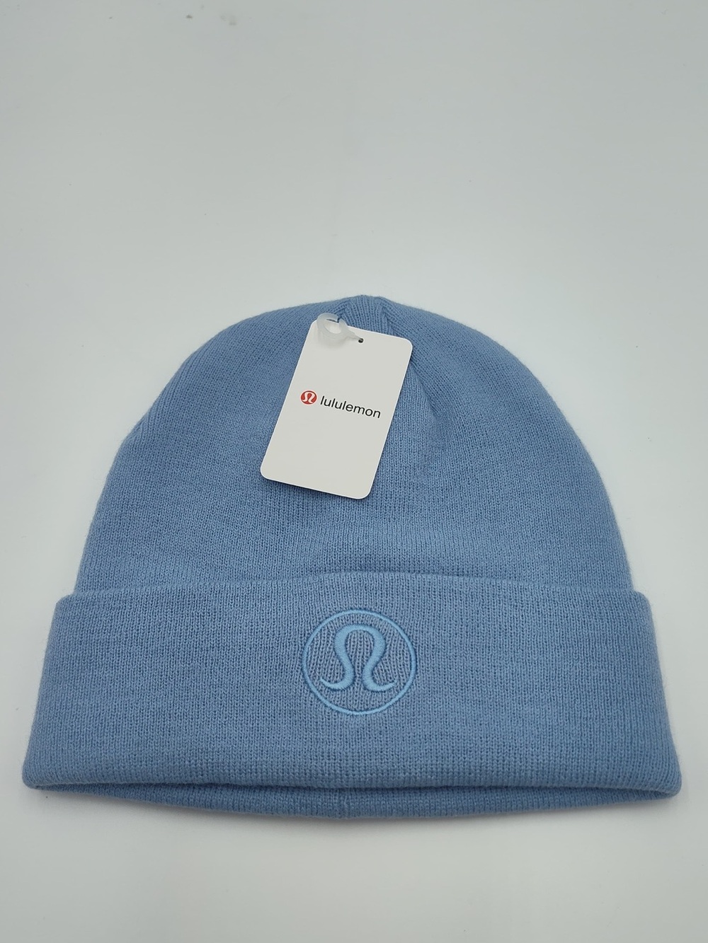 NWT Lululemon Beanie light blue Unisex